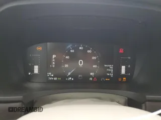 2018 Volvo V90 z VIN YV4102NK4J1035157, wystawiony jako Copart lot #74416004 z przebiegiem 77 333 mil mil oraz Szkoda całkowita • Salvage title. Historia ofert i sprzedaży dostępna na DreamBid. Obrazek 9.