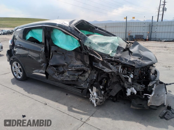 2020 Chevrolet Bolt EV LT z VIN 1G1FY6S03L4140715, wystawiony jako Copart lot #54419595 z przebiegiem Nie podano mil oraz Szkoda całkowita • Salvage title. Historia ofert i sprzedaży dostępna na DreamBid. Obrazek 4.