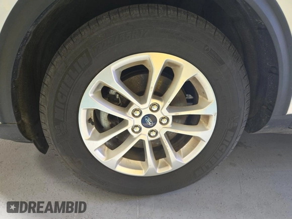 2020 Ford Escape SE z VIN 1FMCU9G66LUB14805, wystawiony jako IAAI lot #42388285 z przebiegiem 50 819 mil mil oraz . Historia ofert i sprzedaży dostępna na DreamBid. Obrazek 25.