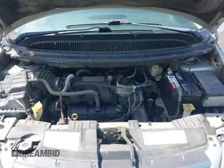 2006 Chrysler Town & Country LWB Limited with VIN 2A8GP64L16R798291, listed as a IAAI auction lot 42150570 with 206,500 mi miles. Bid and sale history available at carsss.com. Image 10.