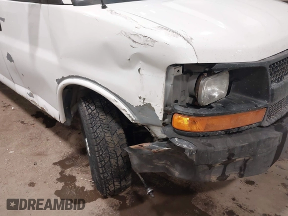 2007 Chevrolet Express Cargo with VIN 1GCGG29U171229044, listed as a IAAI auction lot 41470105 with 309,858 mi miles and . Bid and sale history available at DreamBid. Image 6.