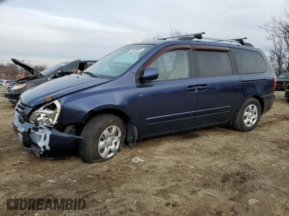2009 Kia Sedona LX with VIN KNDMB233396298759, listed as a Copart auction lot 42499505 with 141,899 mi miles and Salvage Title. Bid and sale history available at carsss.com. Image 1.