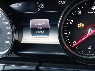 2019 Mercedes-Benz E 300 with VIN WDDZF4KB0KA588433, listed as a IAAI auction lot 42078946 with 68,552 mi miles and . Bid and sale history available at DreamBid. Image 7.