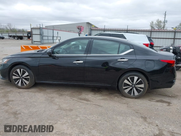 2019 Nissan Altima 2.5 SV with VIN 1N4BL4DVXKC106377, listed as a IAAI auction lot 41830698 with 43,367 mi miles. Bid and sale history available at carsss.com. Image 14.