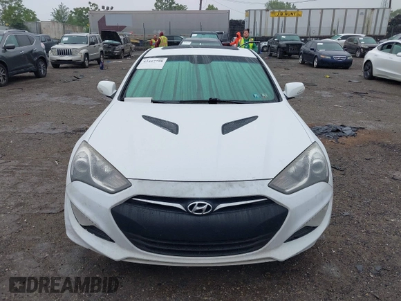 2015 Hyundai Genesis Coupe R-Spec with VIN KMHHU6KJ3FU125152, listed as a IAAI auction lot 42457798 with 159,477 mi miles and . Bid and sale history available at DreamBid. Image 13.