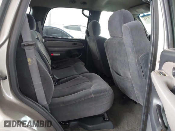 2002 Chevrolet Tahoe LS with VIN 1GNEC13T62R311933, listed as a IAAI auction lot 41895509 with 236,603 mi miles and . Bid and sale history available at DreamBid. Image 8.