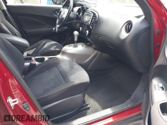 2014 Nissan Juke S with VIN JN8AF5MV7ET484233, listed as a IAAI auction lot 42146327 with 106,477 mi miles and . Bid and sale history available at carsss.com. Image 5.