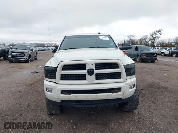 2017 Ram 2500 Laramie z VIN 3C6UR5FL7HG749723, wystawiony jako IAAI lot #41523969 z przebiegiem 133 622 mil mil oraz . Historia ofert i sprzedaży dostępna na DreamBid. Obrazek 12.