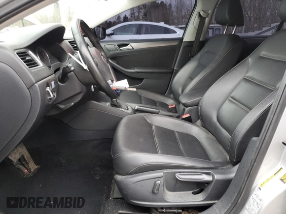 2014 Volkswagen Jetta TDI w/Premium with VIN 3VWLL7AJ6EM431528, listed as a Copart auction lot 48717075 with 149,664 mi miles and Salvage title. Bid and sale history available at DreamBid. Image 7.