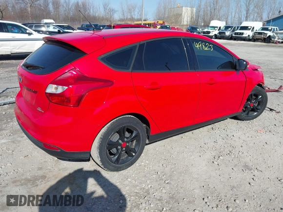 2013 Ford Focus SE with VIN 1FADP3K29DL158649, listed as a IAAI auction lot 42049823 with 172,662 mi miles. Bid and sale history available at carsss.com. Image 4.