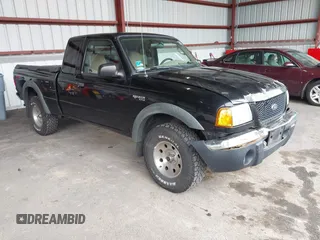 2002 Ford Ranger XL Fleet with VIN 1FTZR45E72TA39338, listed as a IAAI auction lot 41878184 with 138,908 mi miles. Bid and sale history available at carsss.com. Image 1.