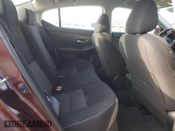 2023 Nissan Sentra SV z VIN 3N1AB8CV6PY261611, wystawiony jako Copart lot #56584035 z przebiegiem 16 632 mil mil oraz Szkoda całkowita • Salvage title. Historia ofert i sprzedaży dostępna na DreamBid. Obrazek 10.