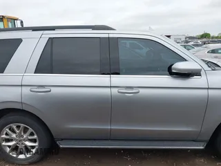 2020 Ford Expedition XLT with VIN 1FMJU1HT9LEA86179, listed as a IAAI auction lot 41869419 with 90,512 mi miles and . Bid and sale history available at DreamBid. Image 14.