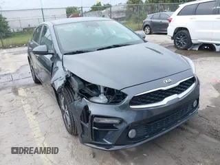 2021 Kia Forte LXS with VIN 3KPF24AD3ME314039, listed as a IAAI auction lot 38135646 with 82,935 mi miles. Bid and sale history available at carsss.com. Image 6.
