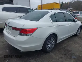 2011 Honda Accord LX z VIN 1HGCP2F34BA091651, wystawiony jako IAAI lot #42040433 z przebiegiem 133 096 mil mil oraz . Historia ofert i sprzedaży dostępna na DreamBid. Obrazek 4.