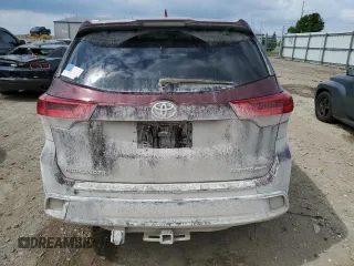 2017 Toyota Highlander Limited with VIN 5TDDZRFH0HS405454, listed as a Copart auction lot 58014445 with 107,647 mi miles and Clean title. Bid and sale history available at DreamBid. Image 6.