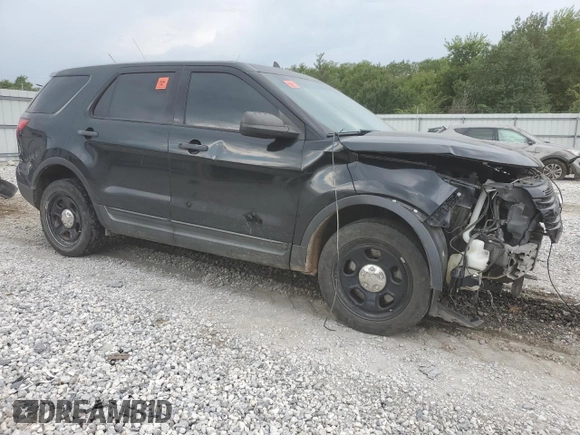 2013 Ford Utility Police Interceptor with VIN 1FM5K8AR8DGC63020, listed as a Copart auction lot 69614454 with 125,682 mi miles and Salvage Title. Bid and sale history available at carsss.com. Image 4.