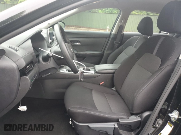 2024 Nissan Sentra SV с VIN 3N1AB8CV6RY339825, выставлен на аукционе Copart как лот 61484355 с пробегом 29 932 миль миль и Чистый • Clean title. История ставок и продаж доступна на DreamBid. Изображение 7.
