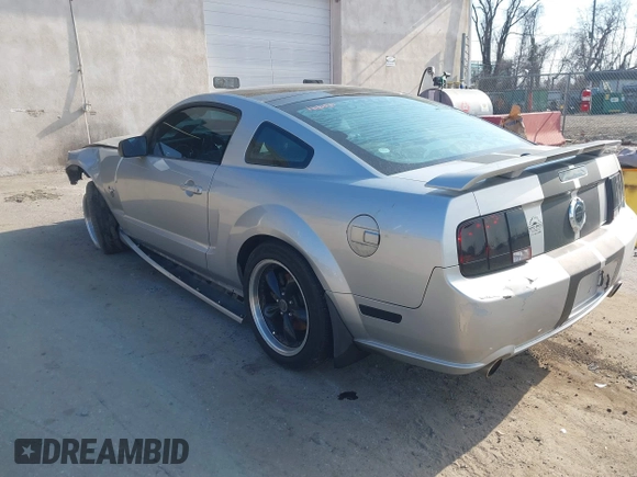 2009 Ford Mustang GT with VIN 1ZVHT82H795128079, listed as a IAAI auction lot 41727791 with 131,495 mi miles and . Bid and sale history available at DreamBid. Image 3.