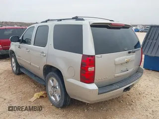 2009 Chevrolet Tahoe 2LT z VIN 1GNFC23039R152640, wystawiony jako IAAI lot #41372840 z przebiegiem 273 428 mil mil oraz . Historia ofert i sprzedaży dostępna na DreamBid. Obrazek 3.