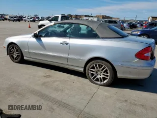 2009 Mercedes-Benz CLK 350 with VIN WDBTK56FX9T109172, listed as a Copart auction lot 46328435 with 137,484 mi miles and Salvage Title. Bid and sale history available at DreamBid. Image 2.