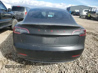 2018 Tesla Model 3 Long Range Battery z VIN 5YJ3E1EB1JF085139, wystawiony jako Copart lot #46888915 z przebiegiem 158 435 mil mil oraz Szkoda całkowita • Salvage title. Historia ofert i sprzedaży dostępna na DreamBid. Obrazek 6.