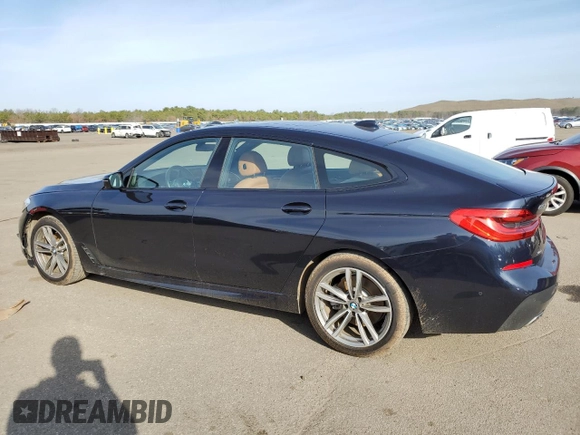2019 BMW 6 Series 640i xDrive with VIN WBAJV6C55KBK08251, listed as a Copart auction lot 45992474 with 40,381 mi miles. Bid and sale history available at carsss.com. Image 2.