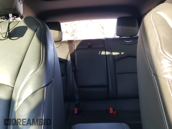 2020 Cadillac XT4 FWD Premium Luxury z VIN 1GYFZCR44LF056476, wystawiony jako Copart lot #43559495 z przebiegiem 51 076 mil mil oraz Szkody całkowita. Historia ofert i sprzedaży dostępna na DreamBid. Obrazek 10.