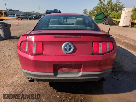 2012 Ford Mustang Premium с VIN 1ZVBP8AM0C5265025, выставлен на аукционе Copart как лот 59537985 с пробегом 101 435 миль миль и Списание • Salvage title. История ставок и продаж доступна на DreamBid. Изображение 6.