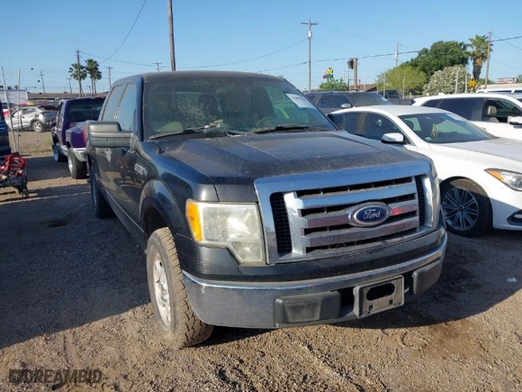 2010 Ford F-150 XL with VIN 1FTEW1C88AFD91697, listed as a IAAI auction lot 41890286 with 334,202 mi miles. Bid and sale history available at carsss.com. Image 6.