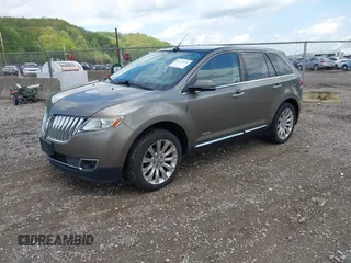 2012 Lincoln MKX with VIN 2LMDJ8JK4CBL11396, listed as a IAAI auction lot 42173631 with 184,597 mi miles and . Bid and sale history available at DreamBid. Image 2.