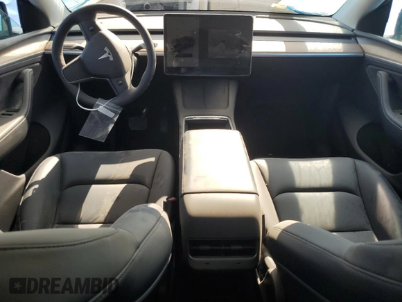2024 Tesla Model Y с VIN 7SAYGDED4RA329638, выставлен на аукционе Copart как лот 54562525 с пробегом 8 606 миль миль и Списание • Salvage title. История ставок и продаж доступна на DreamBid. Изображение 8.