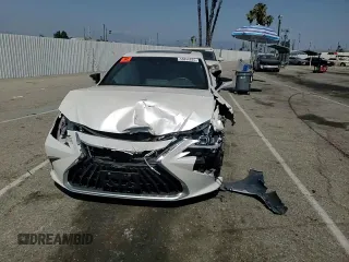 2024 Lexus ES 300h with VIN 58ADA1C10RU040064, listed as a Copart auction lot 58858825 with 8,021 mi miles and Salvage title. Bid and sale history available at DreamBid. Image 13.