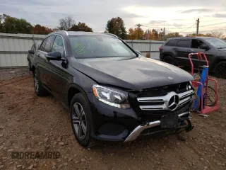 2019 Mercedes-Benz GLC with VIN WDC0G4KB5KV178228, listed as a Copart auction lot 64436882 with 20,711 mi miles. Bid and sale history available at carsss.com. Image 1.