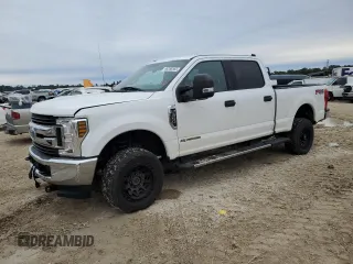 2018 Ford F-350 XL with VIN 1FT8W3BT6JEC85785, listed as a Copart auction lot 46358565 with 119,602 mi miles and Clean Title. Bid and sale history available at DreamBid. Image 1.
