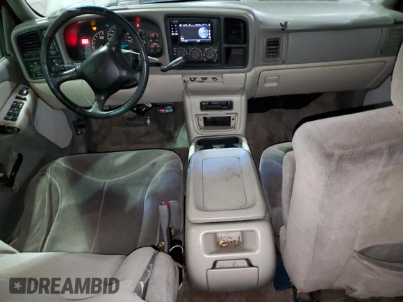 2002 GMC Yukon XL SLT with VIN 1GKFK16Z72J233875, listed as a Copart auction lot 46893385 with 277,177 mi miles and Clean Title. Bid and sale history available at carsss.com. Image 8.