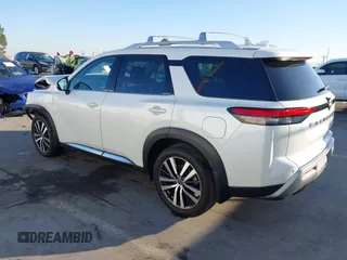 2024 Nissan Pathfinder Platinum with VIN 5N1DR3DHXRC207141, listed as a IAAI auction lot 41121674 with 23,110 mi miles. Bid and sale history available at carsss.com. Image 3.