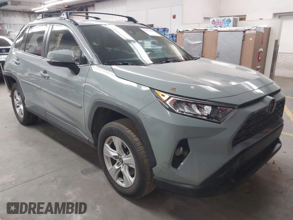 2019 Toyota RAV4 XLE with VIN JTMP1RFV2KD028137, listed as a IAAI auction lot 41931454 with 88,998 mi miles and . Bid and sale history available at DreamBid. Image 1.
