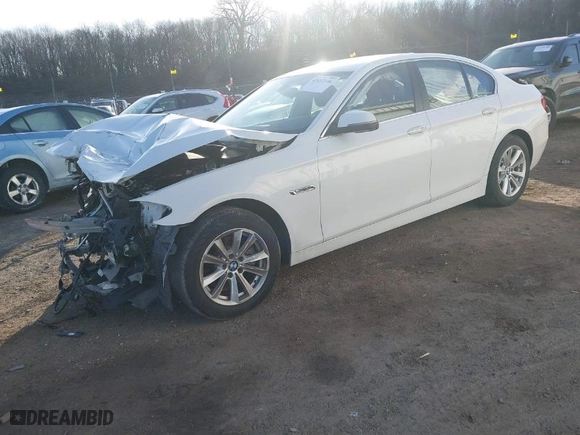 2015 BMW 5 Series 528i xDrive with VIN WBA5A7C56FD621096, listed as a IAAI auction lot 41412146 with 54,248 mi miles. Bid and sale history available at carsss.com. Image 2.