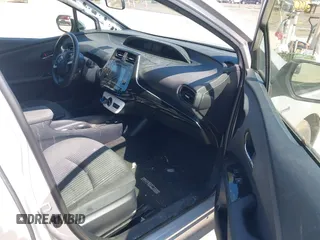 2016 Toyota Prius Two with VIN JTDKBRFU3G3003968, listed as a IAAI auction lot 41951236 with 72,029 mi miles. Bid and sale history available at carsss.com. Image 5.
