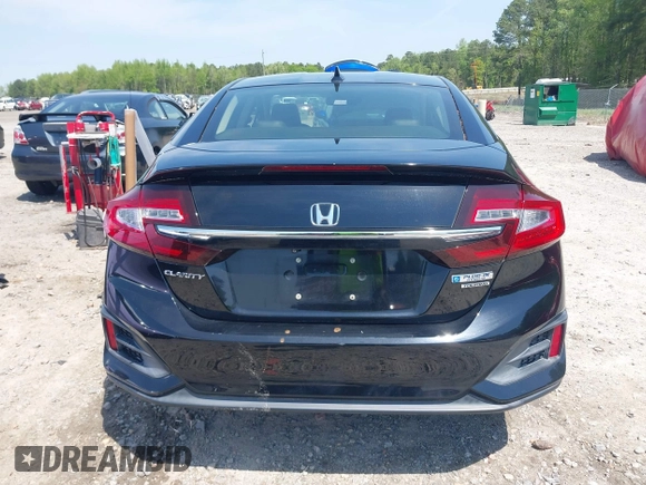 2018 Honda Clarity Plug-In Hybrid Touring with VIN JHMZC5F33JC011358, listed as a IAAI auction lot 42010720 with 61,366 mi miles. Bid and sale history available at carsss.com. Image 16.