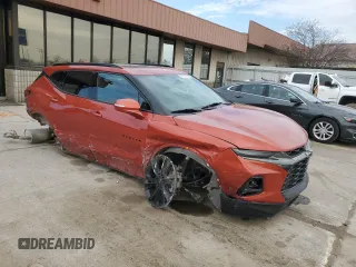 2021 Chevrolet Blazer RS z VIN 3GNKBERSXMS544435, wystawiony jako Copart lot #49710865 z przebiegiem 57 321 mil mil oraz Szkoda całkowita • Salvage title. Historia ofert i sprzedaży dostępna na DreamBid. Obrazek 4.