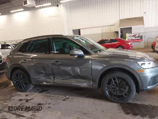 2020 Audi Q5 Premium Plus with VIN WA1BNAFY7L2023291, listed as a IAAI auction lot 41514012 with 61,601 mi miles. Bid and sale history available at carsss.com. Image 13.
