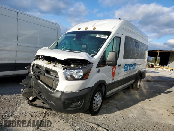 2023 Ford Transit Passenger XL with VIN 1FBVU4X89PKB82684, listed as a Copart auction lot 81326614 with 35,649 mi miles and Salvage title. Bid and sale history available at DreamBid. Image 1.