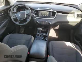 2019 Kia Sorento L with VIN 5XYPG4A35KG593040, listed as a Copart auction lot 45856545 with 93,111 mi miles and Salvage Title. Bid and sale history available at DreamBid. Image 8.