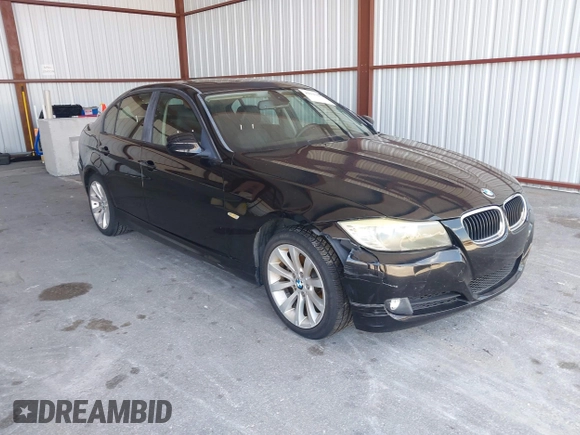 2011 BMW 3 Series 328i with VIN WBAPH7G54BNN07293, listed as a IAAI auction lot 42113254 with 128,118 mi miles. Bid and sale history available at carsss.com. Image 1.
