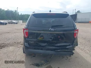 2017 Ford Explorer XLT z VIN 1FM5K7D82HGD35543, wystawiony jako IAAI lot #42100695 z przebiegiem 185 103 mil mil oraz . Historia ofert i sprzedaży dostępna na DreamBid. Obrazek 16.