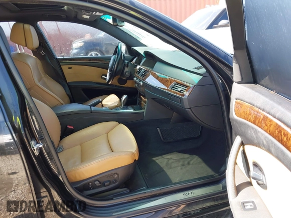 2008 BMW 5 Series 535i with VIN WBANW135X8CZ75341, listed as a IAAI auction lot 41982819 with 164,207 mi miles and . Bid and sale history available at carsss.com. Image 5.