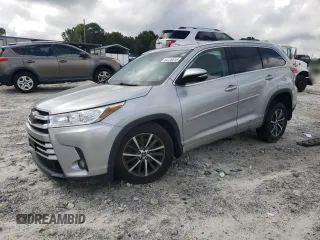 2017 Toyota Highlander XLE with VIN 5TDJZRFHXHS464966, listed as a Copart auction lot 64739515 with 115,053 mi miles and Salvage title. Bid and sale history available at DreamBid. Image 1.