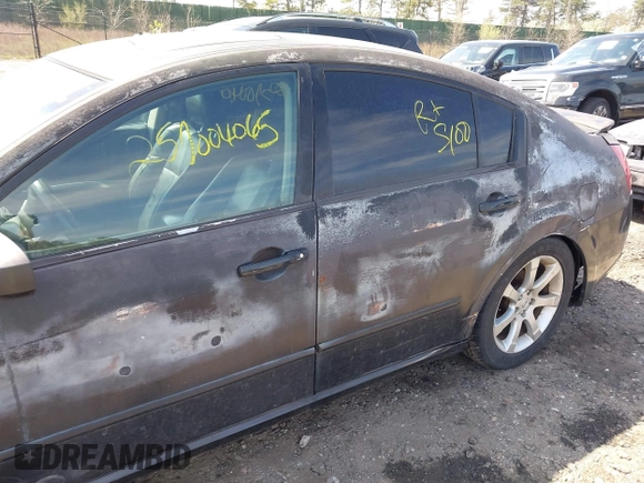 2008 Nissan Maxima SL z VIN 1N4BA41E68C816718, wystawiony jako IAAI lot #42101345 z przebiegiem Nie podano mil oraz . Historia ofert i sprzedaży dostępna na DreamBid. Obrazek 6.